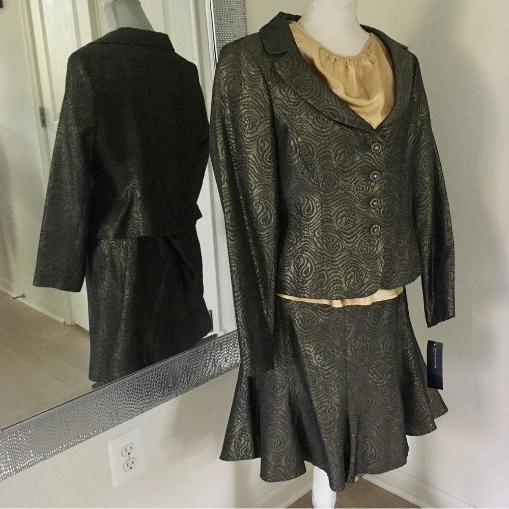 Jones New York dress suit NWT